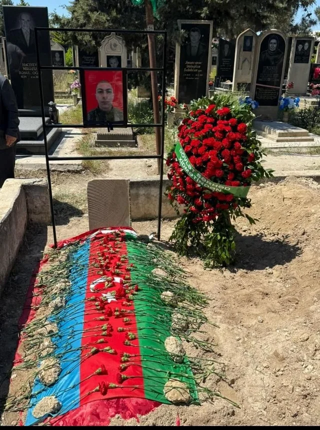 25 günün əsgəri vəfat etdi - FOTO